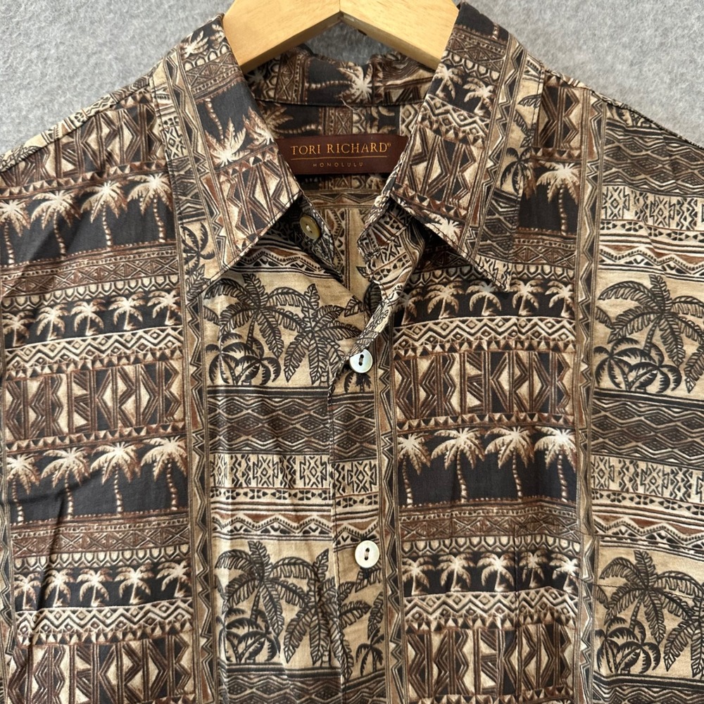 Tori Richard Honolulu Mens Small Brown Palm Tree Geometric Cotton Aloha Shirt